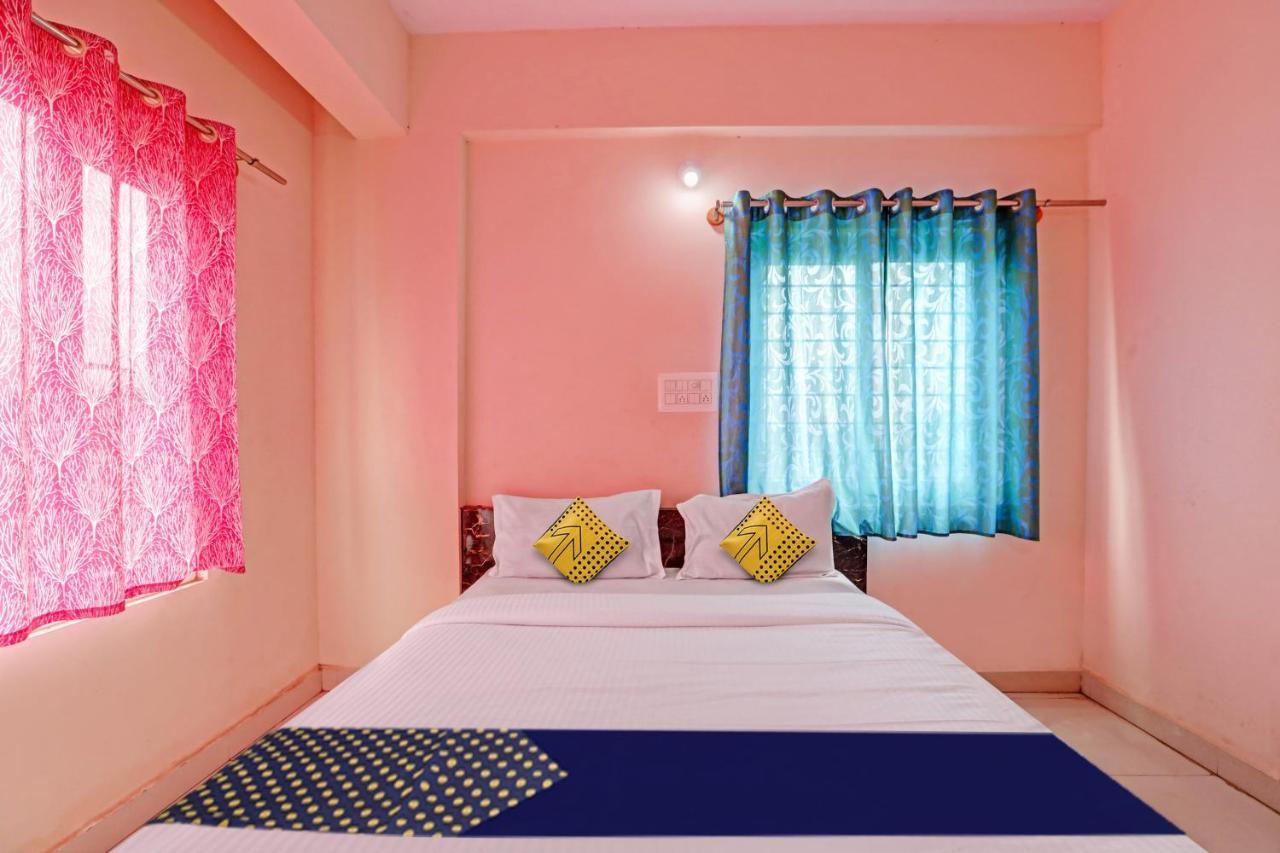 מייזור Oyo Hotel C P Residency מראה חיצוני תמונה